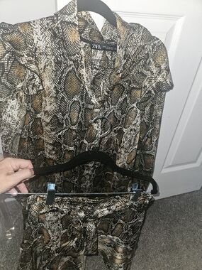 Zara Brown and Cream Snake-Print Reptile Pet Accessory Cover